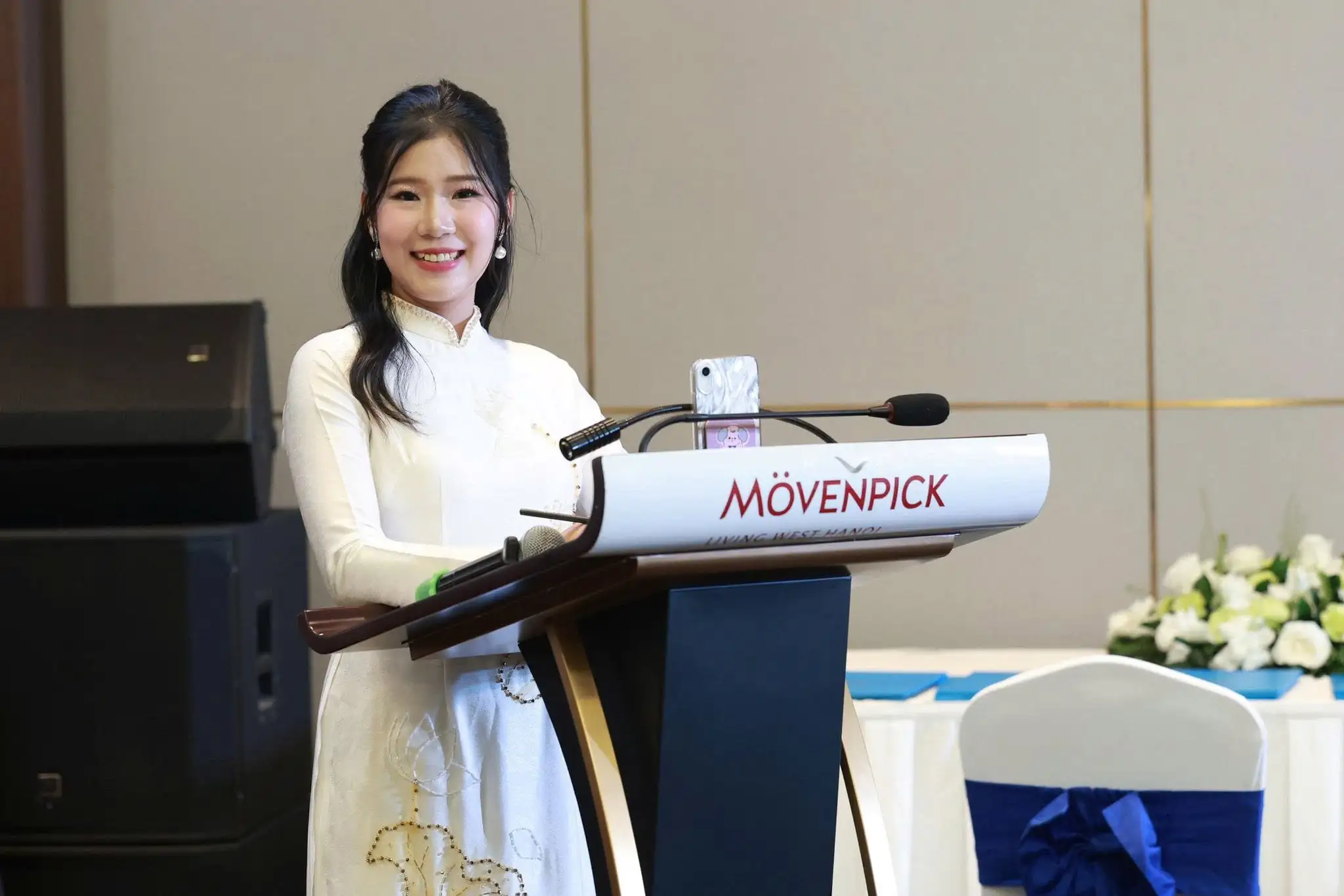 MC THÙY DƯƠNG